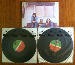 Crosby Stills & Nash Analogue Productions/QRP Numbered: 001140 – 2LP – MINTY