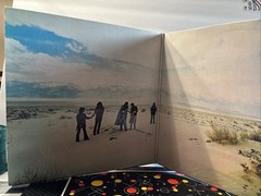 WINGS – Venus and Mars 1975 US Capitol Gatefold LP SMAS 11419 / Cleaned EX