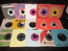 Vintage Lot 45 RPM Records Varied lot (Wb2).