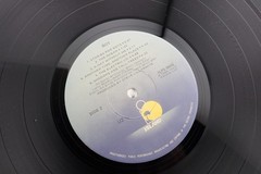 U2 BOY 1980 „Original Cover“ LP VINYL ALBUM N-MINT In Shrink LP-198