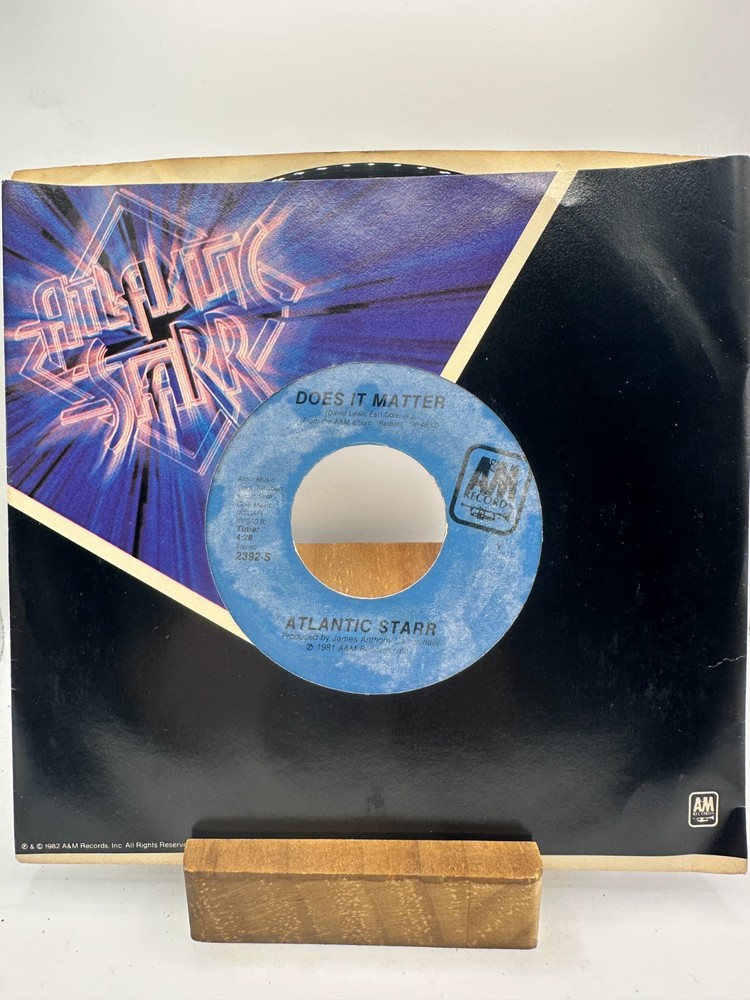 ATLANTIC STARR – DOES IT MATTER / CIRCLES – A&M 2392 – 45 VINYL 7″