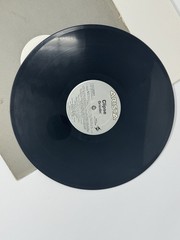 Clipse – Grindin’ (The Remixes) 2002 Star Trak, Arista Vinyl- Good