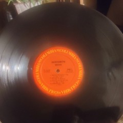 Vintage 1976 AEROSMITH *Rocks* LP Columbia – ‎PC 34165
