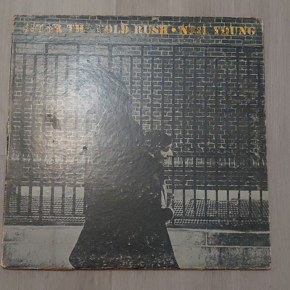 Neil Young After the Gold Rush Reprise RS 6383 LP 12″ Black Vinyl Sleeve