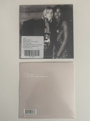 Renee Rapp Snow Angel Tummy Hurts UO Exclusive 7″ Single Vinyl Sealed