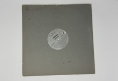 Clipse – Grindin’ (The Remixes) 2002 Star Trak, Arista Vinyl- Good