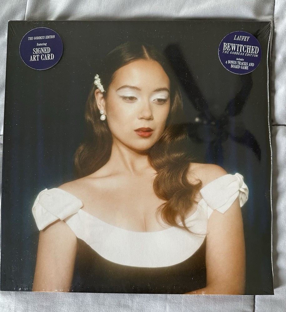 LAUFEY BEWITCHED Goddess Edition Navy 2LP Vinyl w/SIGNED Art Card SEALED IN HAND
