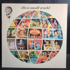 WALT DISNEY PRESENTS IT’S A SMALL WORLD 3925 LP 1966 11-PAGE BOOK AND RECORD VG+