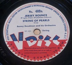 V-Disc #409 Benny Goodman Jersey Bounce String of Pearls Long John Silver 78 rpm