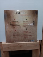 NEW CELIA CRUZ – EXITOS ETERNOS Vinyl 2LP Cherry Marble Vinyl (2025)