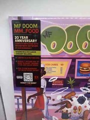 MF DOOM – MM..FOOD (20th Anniversary Edition) Deluxe Vinyl + Kookies 7″ IN-HAND!