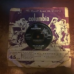 PARLAPHONE CANT BUY ME LOVE 7″ VINYL BEATLES BIRTHDAY CHRISTMAS CHARITY RH114