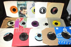 Vintage Lot 45 RPM Records Varied lot (Wb2).