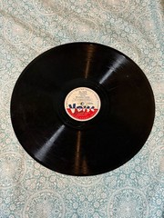 V-DISC 12 inch Record 78 Rpm 767 Maro Ajemian LOUSADZAK Coming of Light