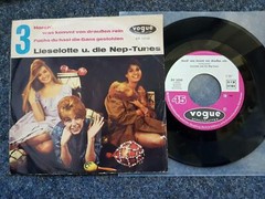 Lieselotte und die Nep-Tunes – Horch was kommt von draussen rein 7“/Lilo Pulver