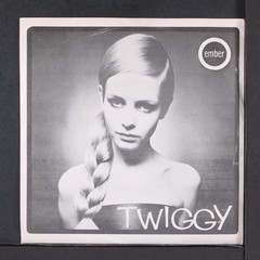 TWIGGY: beautiful dreams EMBER 7″ Single 45 RPM UK