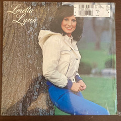Loretta Lynn – Lookin‘ Good LP (1980) MCA – MCA-5148. VG++/VG+