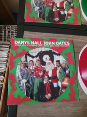 DARYL HALL & JOHN OATES Jingle Bell Rock promo green Red vinyl 45 Picture Sleeve
