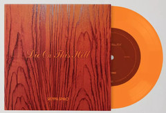 SIENNA SPIRO – Die On This Hill 7″ Single Sunset Orange Vinyl