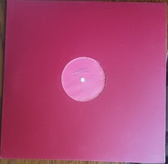 JUDAS PRIEST – POINT OF ENTRY – 1981 COLUMBIA VINYL RECORD – NEW COVER (VG+/VG)