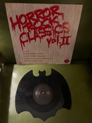 HORROR ROCK CLASSICS VOL II 2 Bat Shaped 12″ Vinyl LP RHINO Records VG