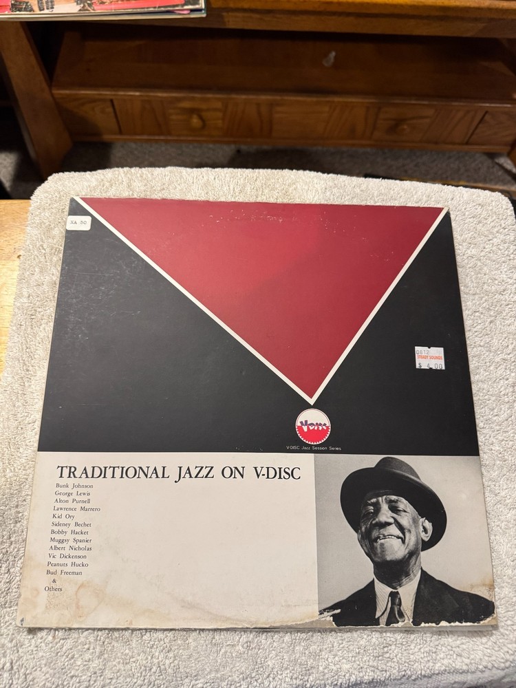 Traditional Jazz On V-Disc LP – GOOD CONDITION!!!!