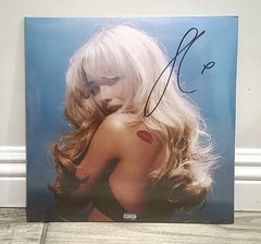 SIGNED Sabrina Carpenter Short n Sweet Deluxe Vinyl Record Sealed Autographed