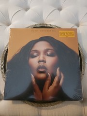 Lizzo – Coconut Oil (2019, „Coconut Scented Insert“ Vinyl LP Record Album)