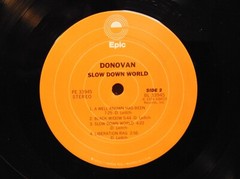 Donovan – Slow Down World – 1976 Epic PE 33945 Folk Rock Vinyl LP Record Album