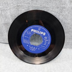 Japanese 45 RPM Vinyl Record By The Tempters Philips FS-1059 With Original Sleev