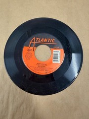 White Lion – Wait 7″ Record 1987 Atlantic Hard Rock 45 RPM
