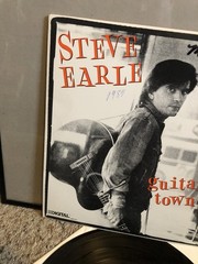 Steve Earle Guitar Town Vinyl Record MCA 1986