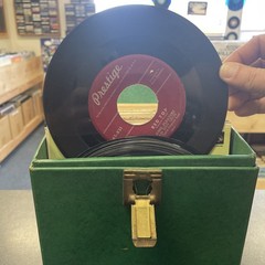 Vintage Jazz 45 Vinyl Collection With Case 50s Cool Jazz Records Brubeck Kenton
