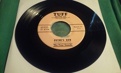 The FOUR SOUNDS doowop original TUFF Label #2222 45 THE RING b/w PETER’S GUN VG+