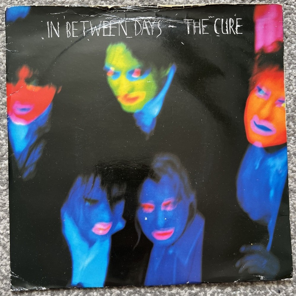 The Cure – In Between Days 1985 7”. New Wave/Synth-pop. FICS22. First press VG+