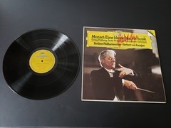 1980s VG++ autographed Herbert von Karajan Eine Kleine Nachtmusik LP33