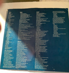 Joan Baez-Blowin‘ Away-1977 Folk Rock~First Press Portrait Label~~~~~~Excellent