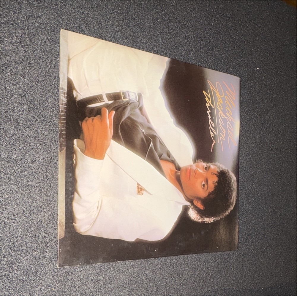 Michael Jackson Thriller Epic 12″ Black Vinyl LP 33 RPM Stereo QE38112