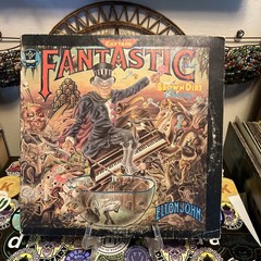 Elton John Captain Fantastic LP Vinyl Record 1975 MCA-2142 Tested Gatefold Worn