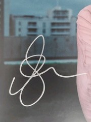 SIGNED WHITE Vinyl Sophie Ellis Bextor Shoot From The Hip Rsd Familia Dairies