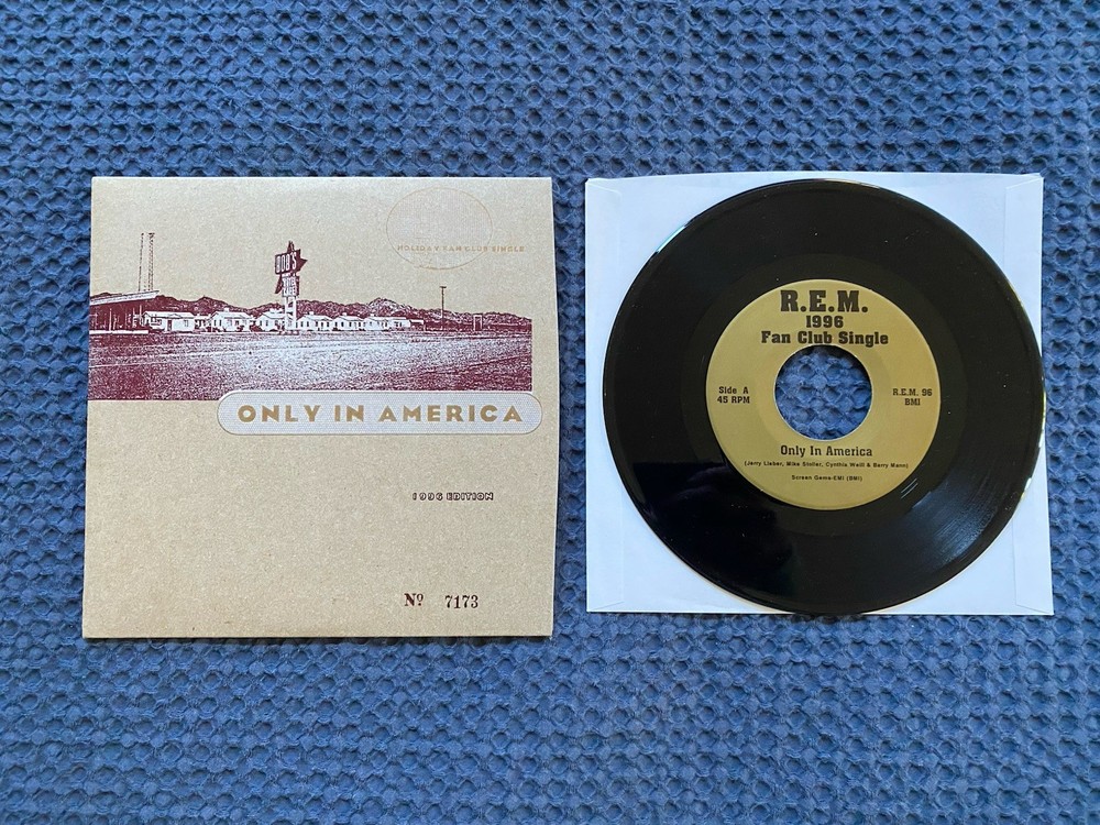 R.E.M 1996 Fan Club Single Only in America b/w I Will Survive #rd 7″ 45