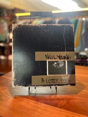 NEIL YOUNG A Letter Home THIRD MAN 2xLP VG+ & 6×7″ & DVD boxset
