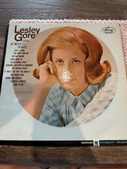 Vintage Lesley Gore Sings Of Mixed Hearts Black Vinyl LP Mercury MG 20849 1960s
