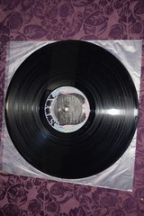 STYX – PARADISE THEATER Laser Etched LP VINYL SP-3719 1st EURO Gatefold EX++/VG+