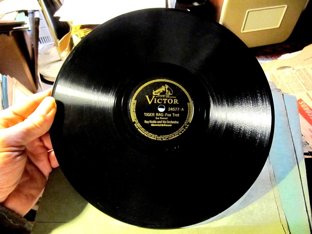 British Jazz 1933 Ray Noble Orchestra TIGER RAG/ Japanese Sandman VICTOR 24577