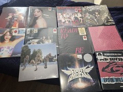 11 Sealed Kpop/Jpop Vinyl mix of groups some vinyls are exclusives limited