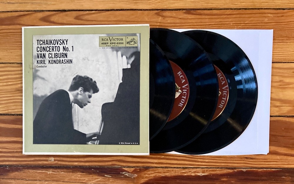 Tchaikovsky: Concerto No. 1 3x 7″ Vinyl EP Tri-Fold Jacket 1958 RCA Red Seal VG+