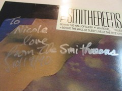 SMITHEREENS BEHIND THE WALL OF SLEEP 12″ AUTOGRAPHED PAT DINIZIO DENNIS DIKEN