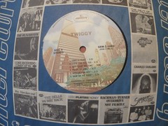 Twiggy – Twiggy 12″ LP Record 1976 First Press Mercury Pop Rock 33RPM
