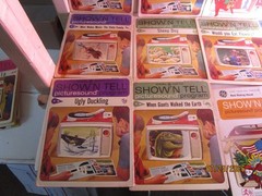 SHOW N TELL GENERAL ELECTRIC 45 RPMS CHILDRENS RECORDS 12 LOT VG 1964 LC1